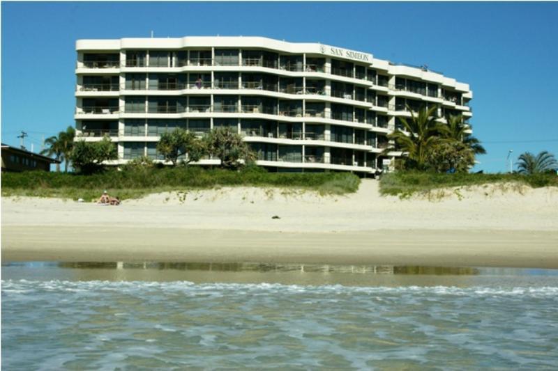 San Simeon Beachfront Apartments Tugun Голд-Кост Екстер'єр фото