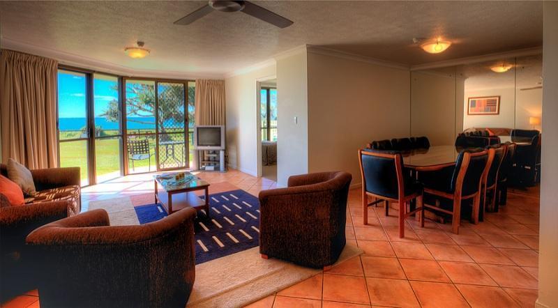 San Simeon Beachfront Apartments Tugun Голд-Кост Екстер'єр фото