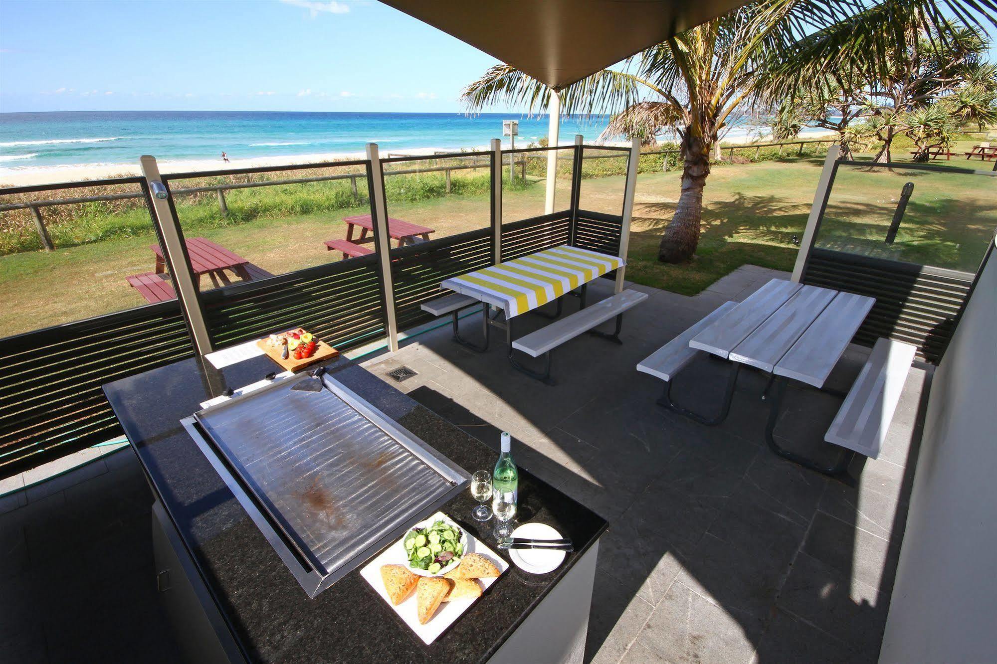 San Simeon Beachfront Apartments Tugun Голд-Кост Екстер'єр фото